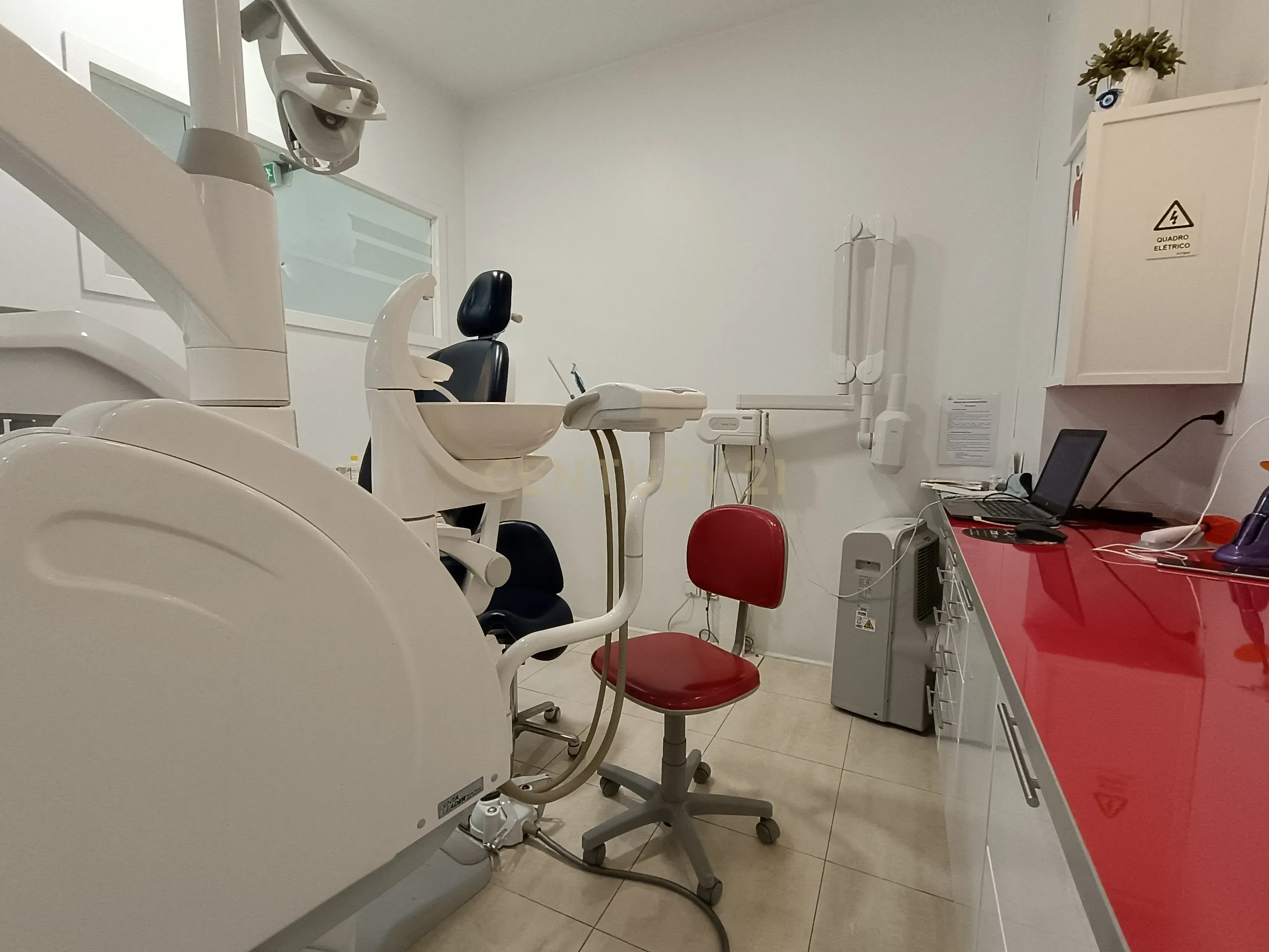 Clínica Dentária para trespasse em São Domingos de Rana, Cascais - Image 6
