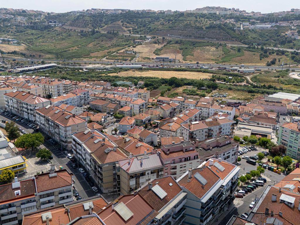 T1+1 com Terraço Privativo e Estacionamento | Póvoa de Santo Adrião - Image 31
