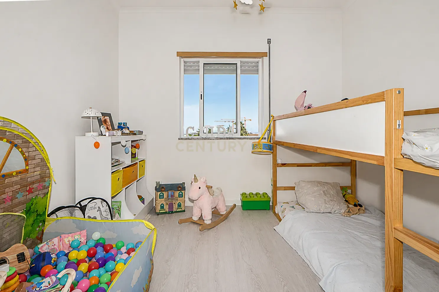 Fotografia 9 de Apartamento T3 com Parqueamento em Setúbal