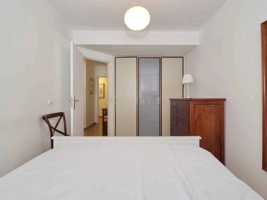 Apartamento T2 com Jardim e Piscina - Image 10