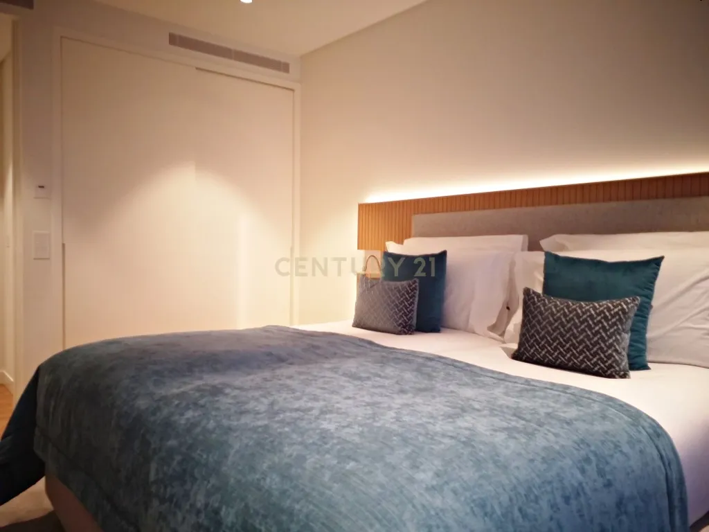 Apartamento T2 para Investimento Turístico no Empreendimento Martinhal Residences - Image 16