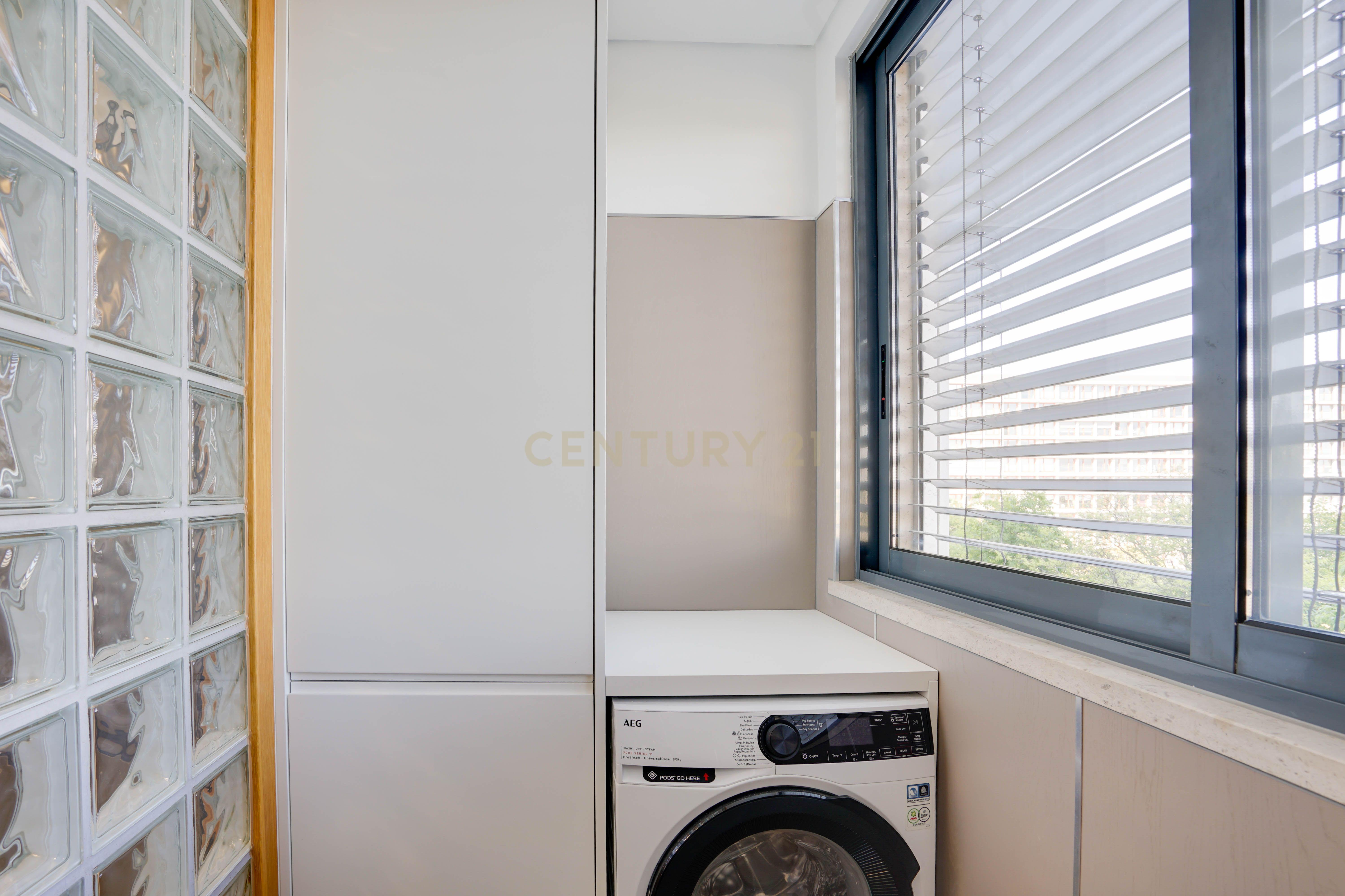 Apartamento T1 com Vista Panorâmica sobre o Rio Tejo – Parque das Nações, Lisboa - Image 12
