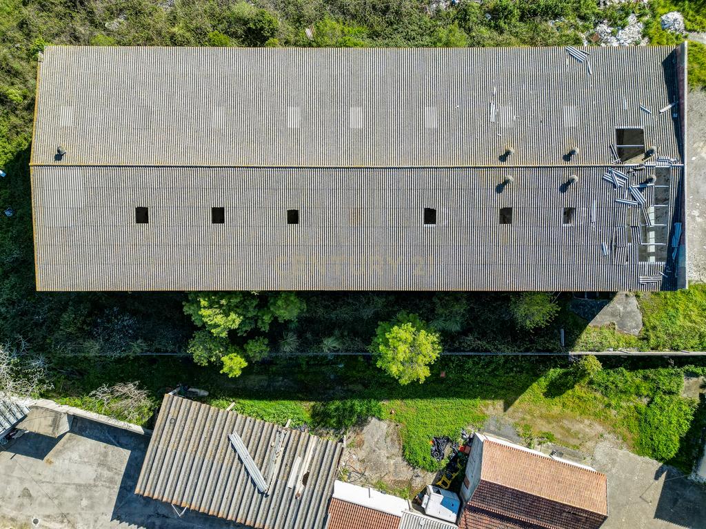 Armazém de 1080m2 com terreno de 7080m2 com afetação de armazéns e actividade industrial - Image 11