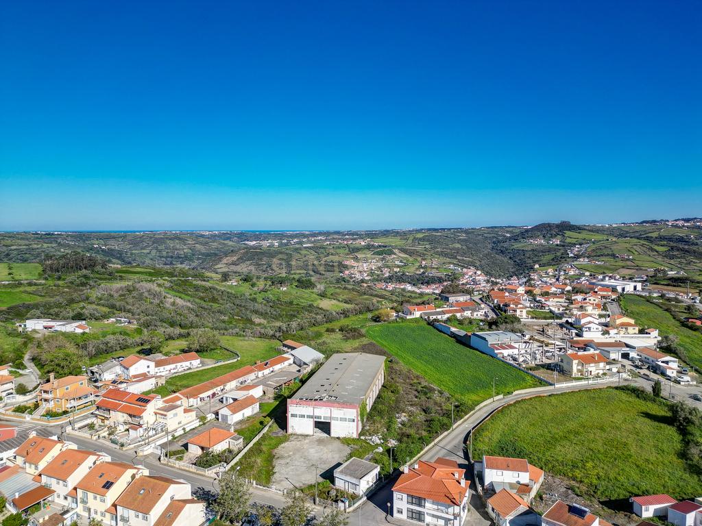 Armazém de 1080m2 com terreno de 7080m2 com afetação de armazéns e actividade industrial - Image 12