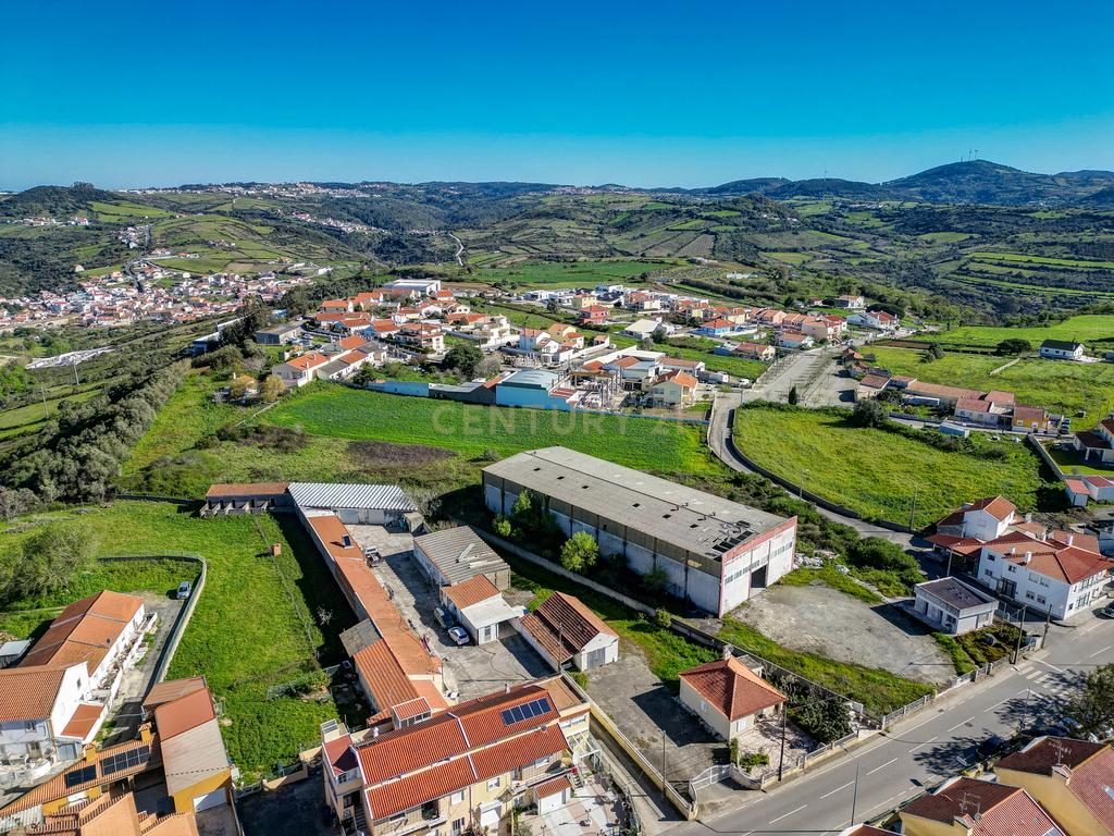 Armazém de 1080m2 com terreno de 7080m2 com afetação de armazéns e actividade industrial - Image 19
