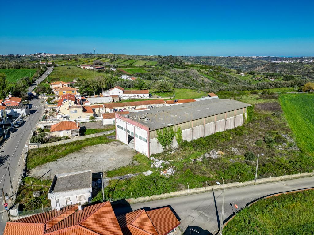 Armazém de 1080m2 com terreno de 7080m2 com afetação de armazéns e actividade industrial - Image 22