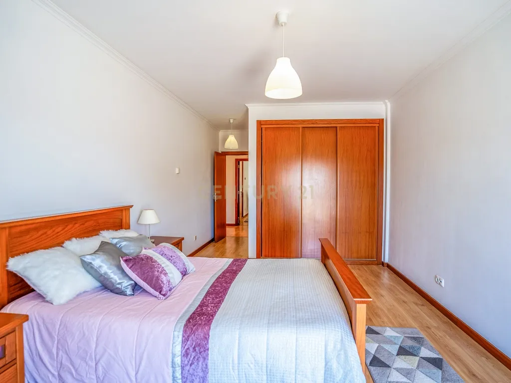 Título : T4 com Garagem Dupla na Cidade Nova – Caldas da Rainha - Image 26