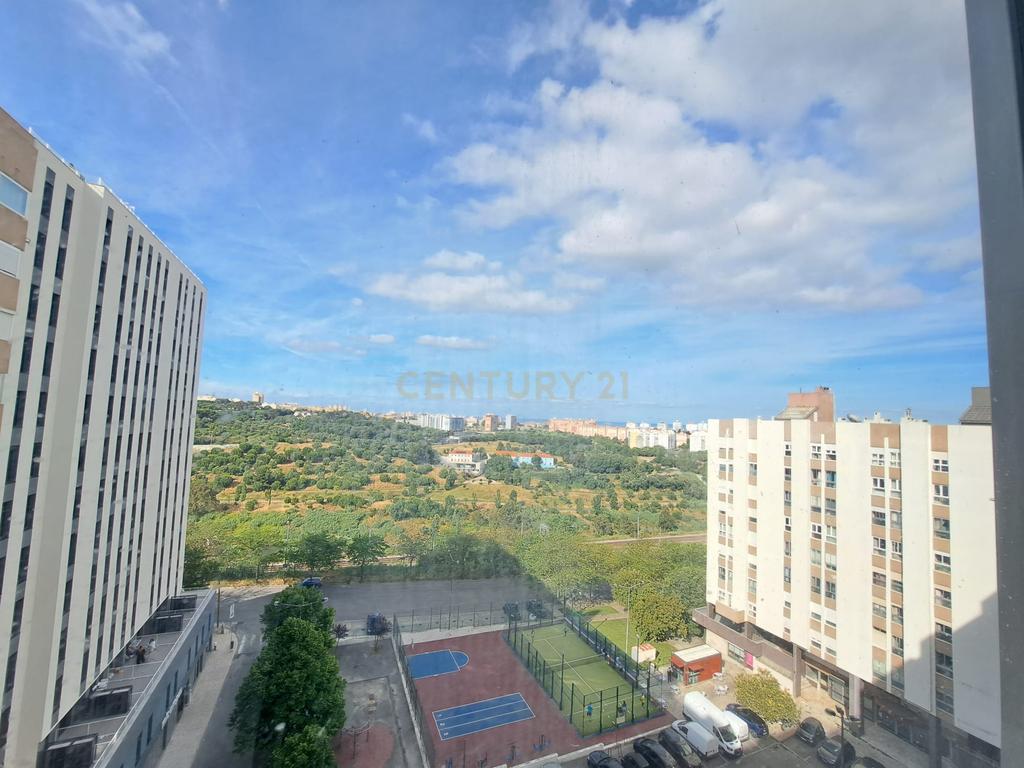 Apartamento T3 com 121m2 para arrendamento no Areeiro, Lisboa - Image 16
