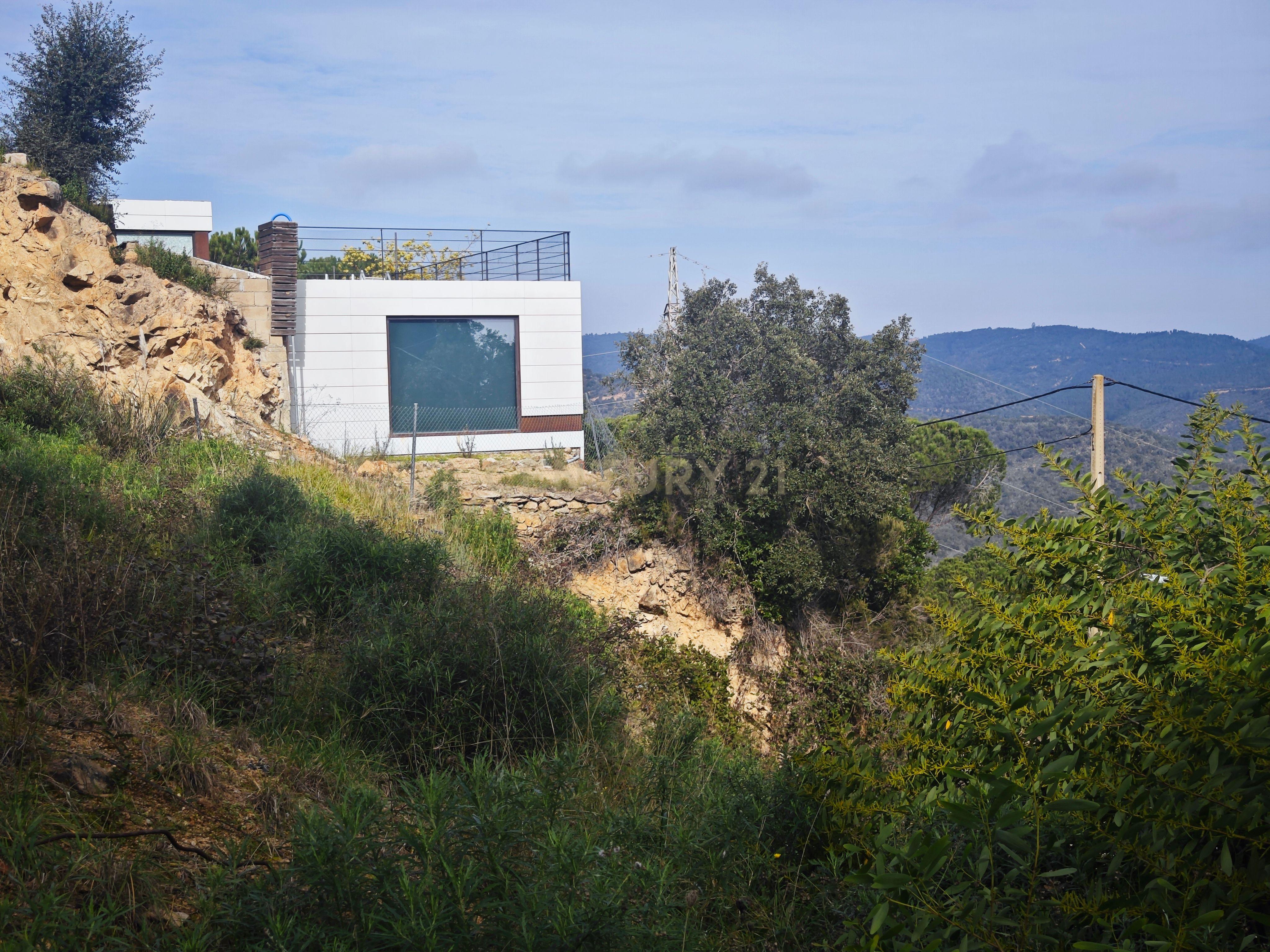 - Image 4