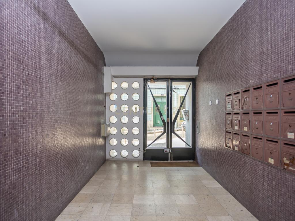 Apartamento  2 assoalhadas,  Campo de Ourique, Lisboa - Image 2