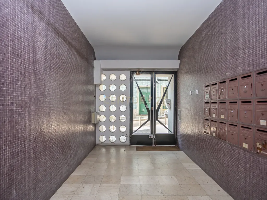 Apartamento 2 assoalhadas, Campo de Ourique, Lisboa - Image 2