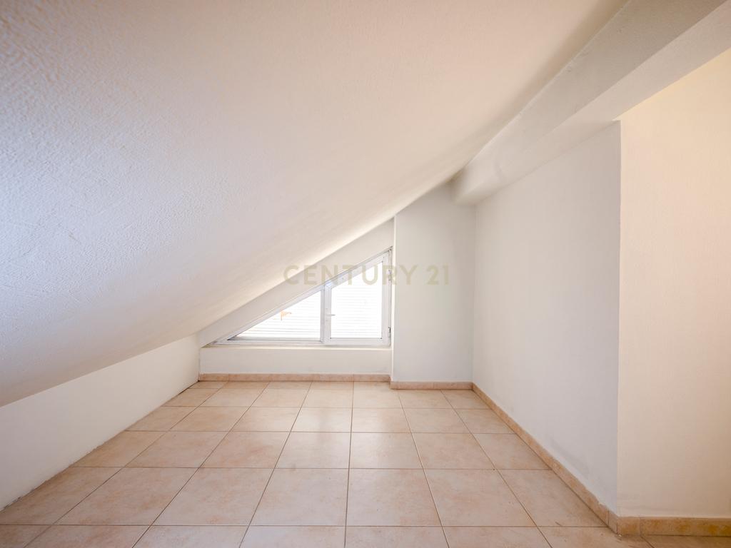 Moradia T4+1 em Condomínio Privado – Parque das Nações, Lisboa - Image 56