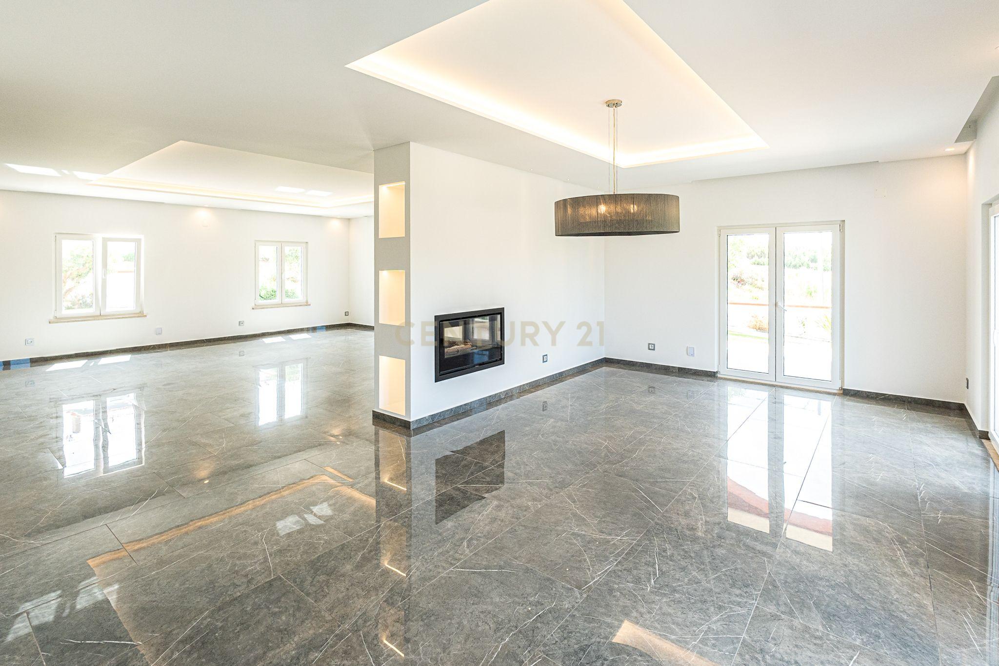 Fotografia 11 de Moradia T6 de Luxo - 924 m² - Piscina -  São Pedro da Cadeira - Nova