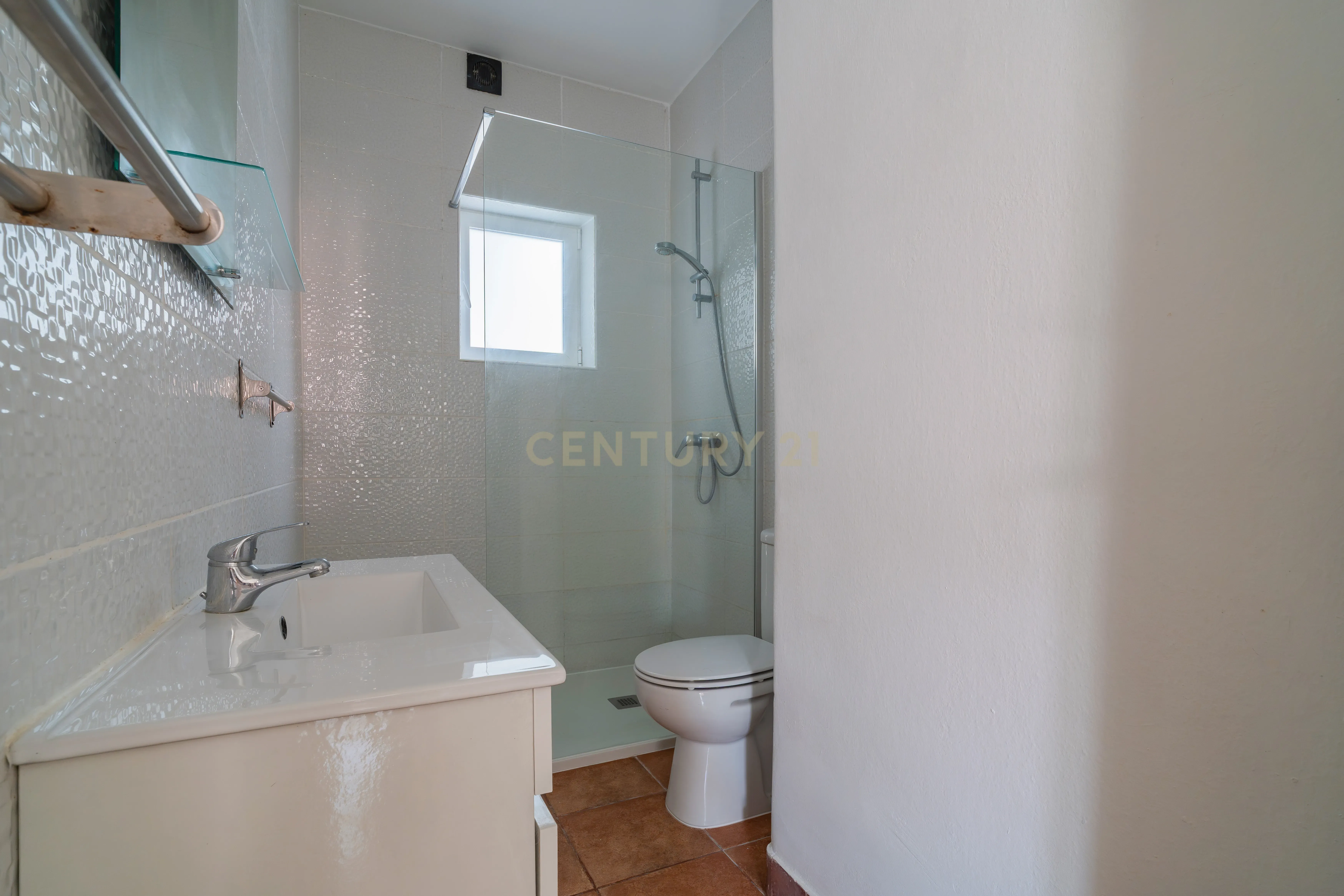 Fotografia 4 de Apartamento T3 Remodelado com Espaço Exterior Privativo | Alcobaça