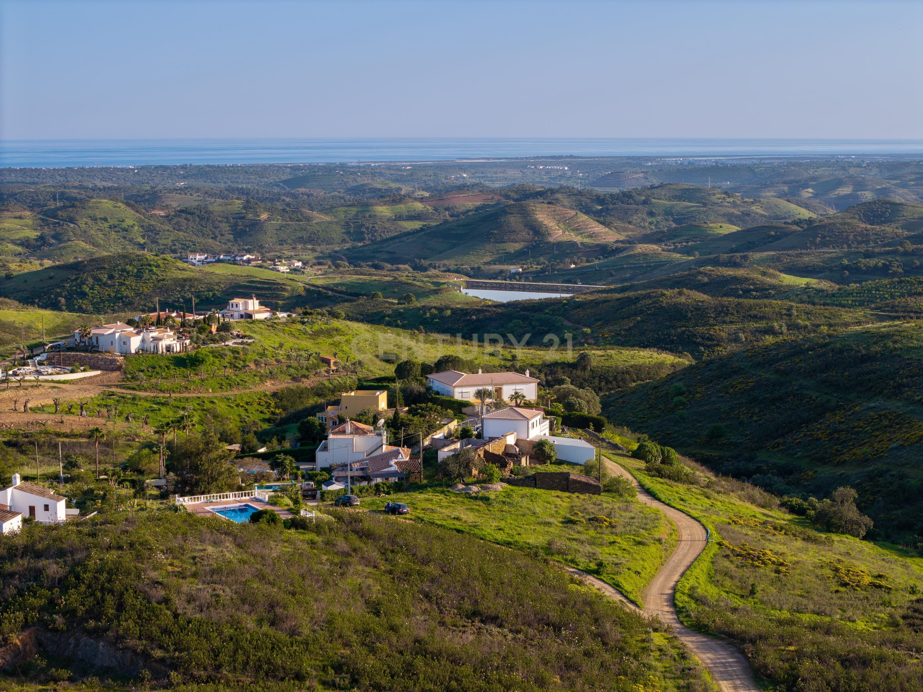 Fotografia 5 de Oportunidade! - Projeto Aprovado Para Moradia com Vista Mar e Serra