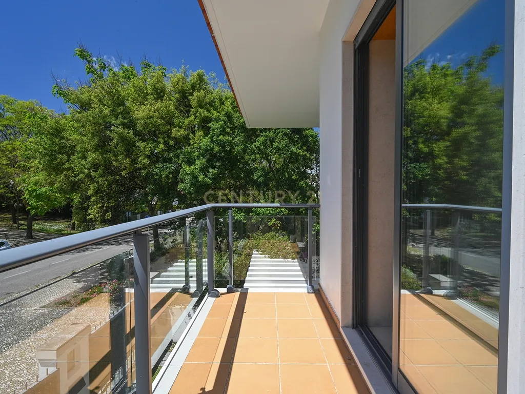 Moradia em Banda T4 no Empreendimento Oeiras Golfe Residence - Image 30