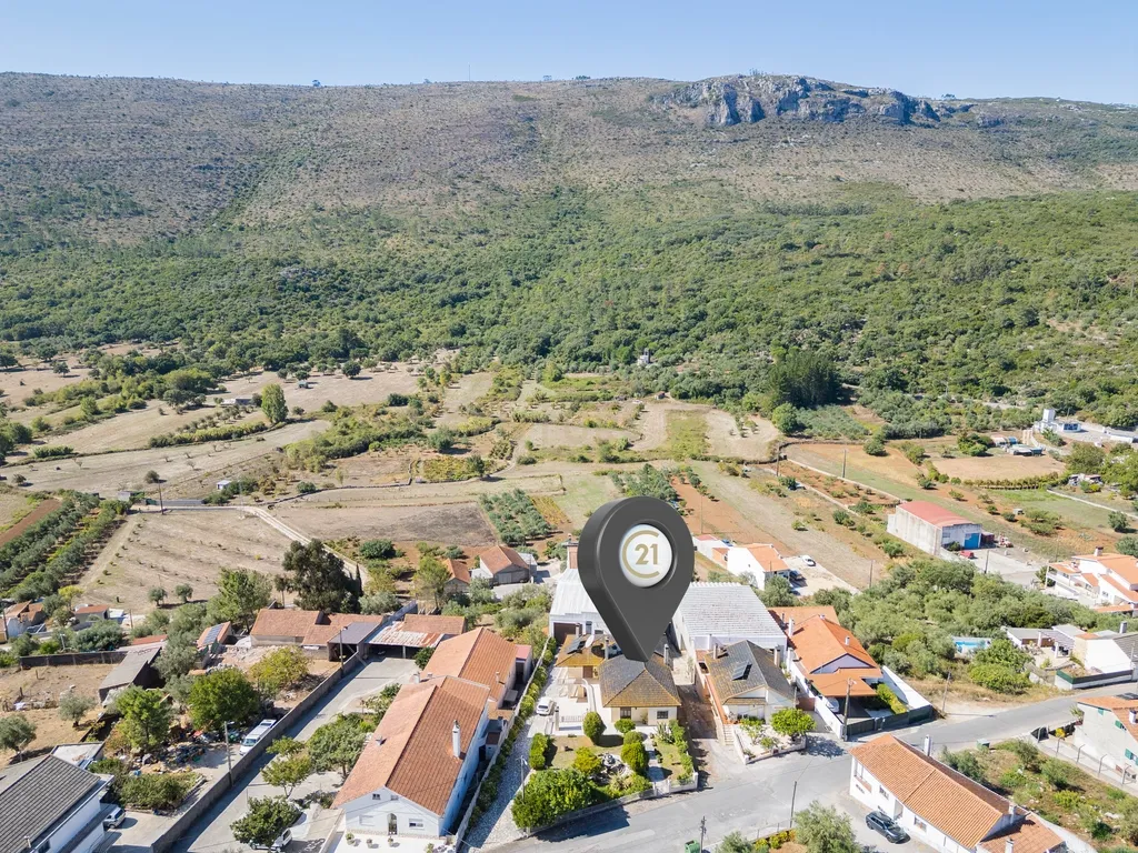 CONJUNTO MORADIA, 4 APARTAMENTOS E PAVILHÃO - Image 64