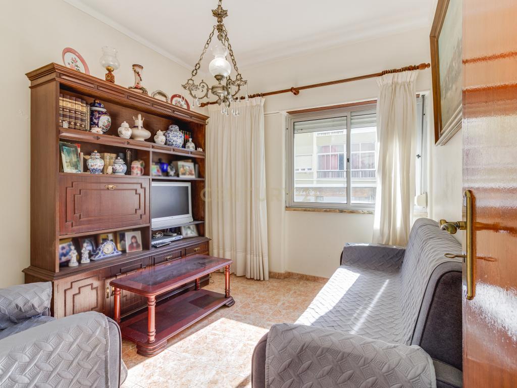 Apartamento T2+1 em Sacavém, Loures - Image 15