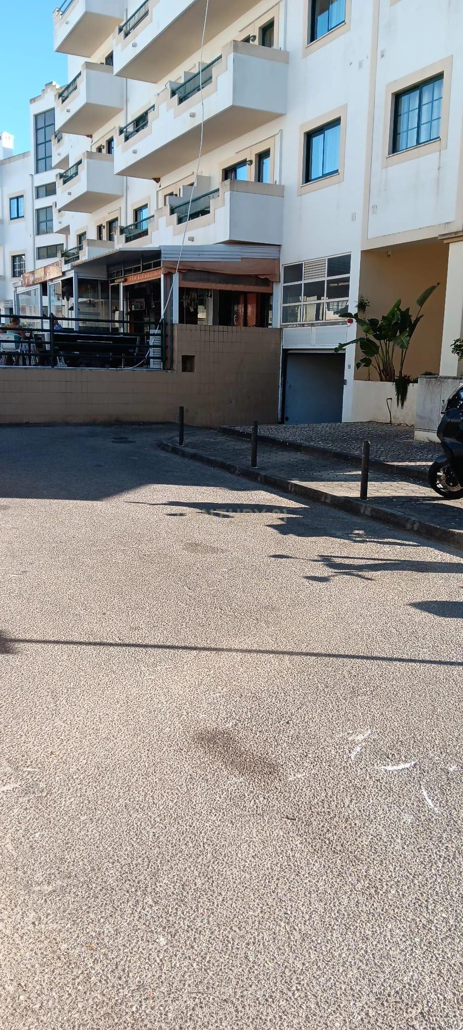 Fotografia 9 de LUGAR GARAGEM  EM ALVOR JUNTO PASTELARIA SUIÇA