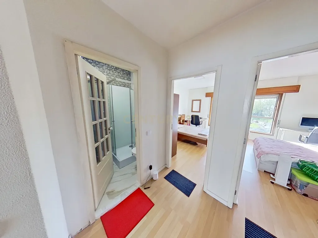 T3 duplex para venda. Porto, Av. Fernão de Magalhães - Image 12