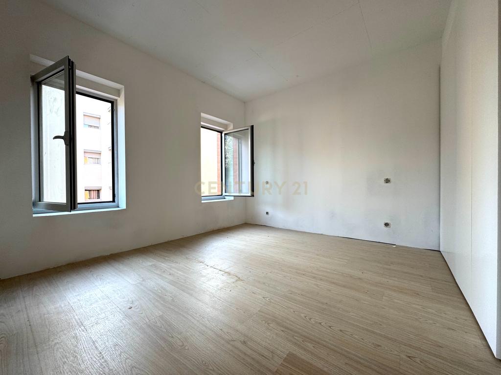 Apartamento com um quarto de luxo e novo em prédio muito moderno no centro de Matosinhos, perto do metro - Image 2