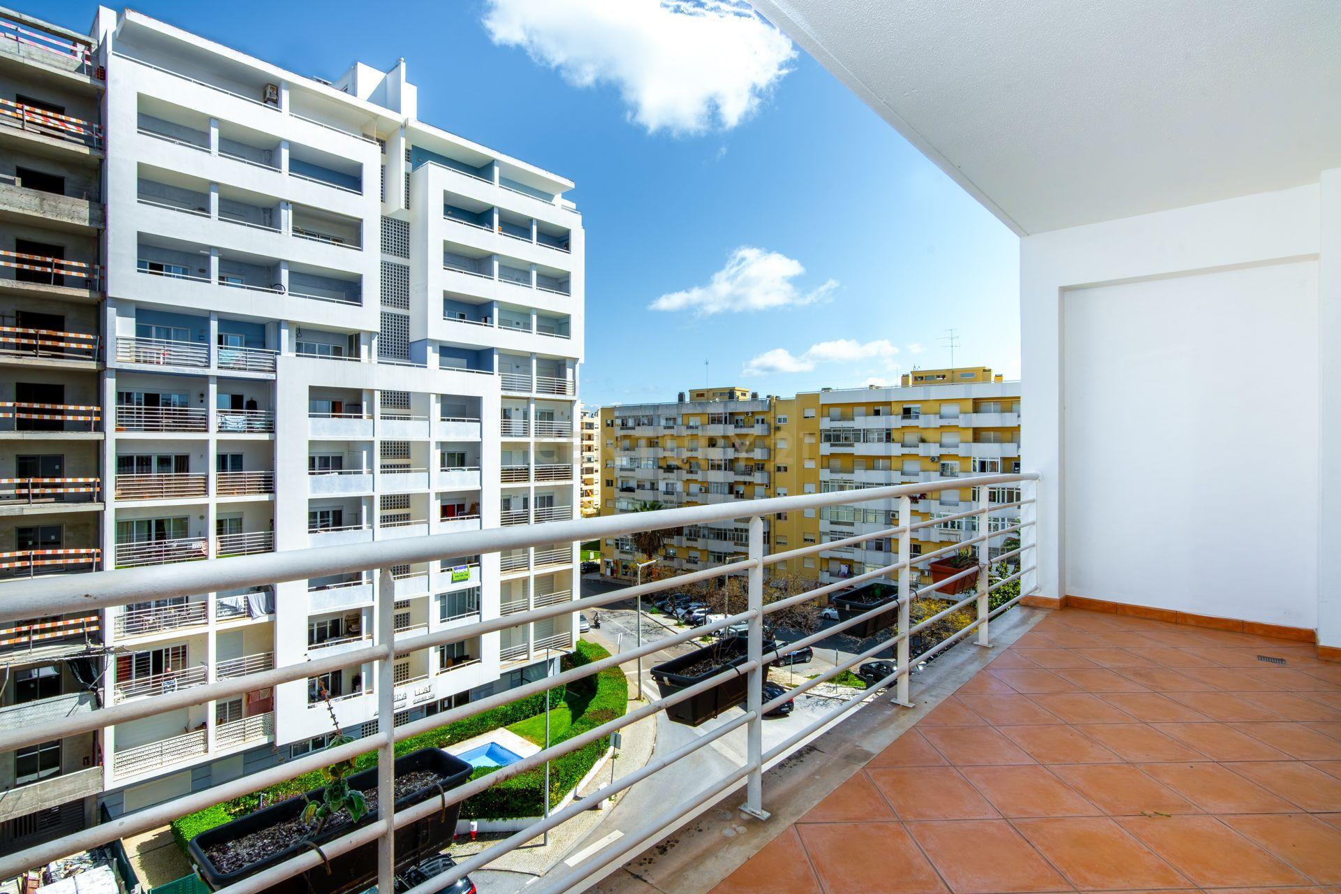 Apartamento T2 com Piscina em Portimão - 270.000€ - Image 13