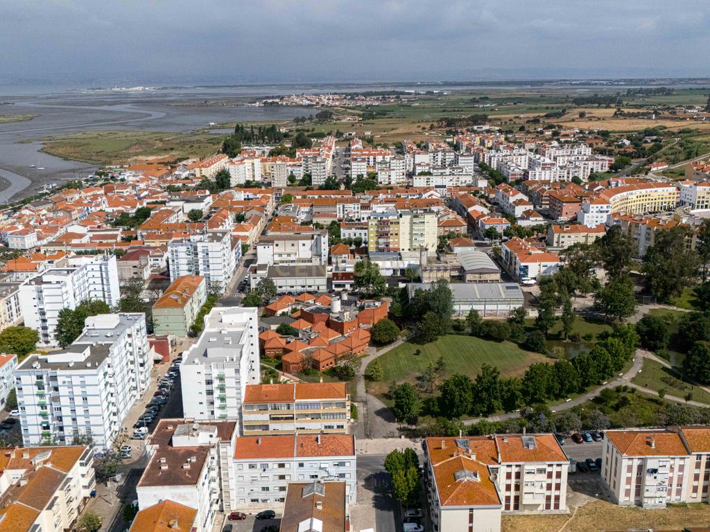 Apartamento T2 Moita – Ideal para Habitação Própria ou Investimento! - Image 23
