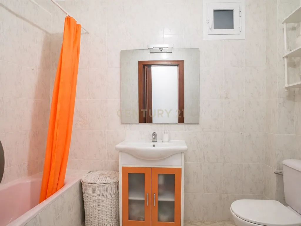 Propriedade única com 2 habitações independentes, piscina e zona desportiva em Alhaurín de la Torre - Image 64