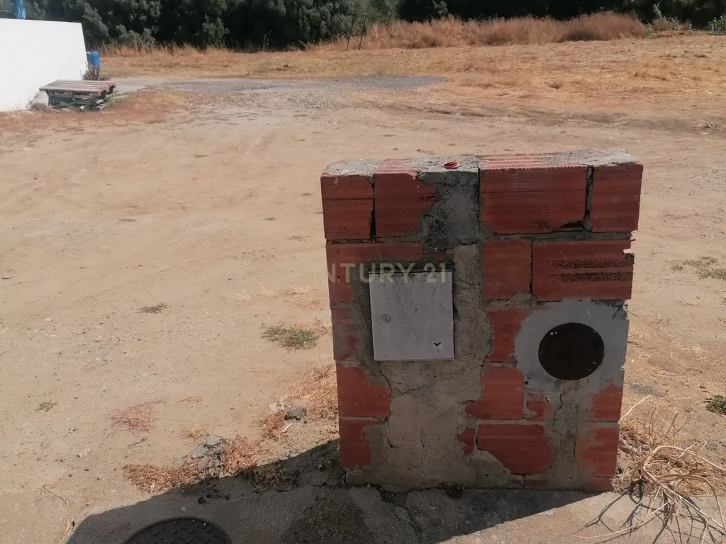 Vila Nova da Baronia , Alvito, cinco Lotes urbanos que poderá transformar com novo projeto, por exemplo- fazer de 2 lotes um só lote - Image 14