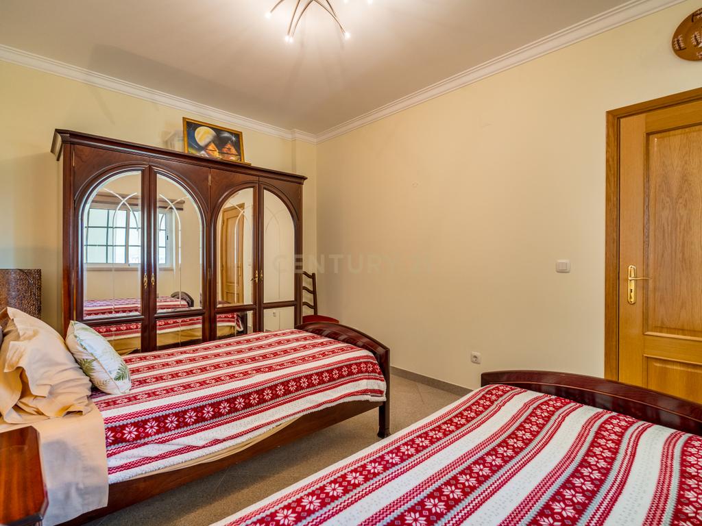 Apartamento T3 com Vista Mar, Piscina e Estacionamento – Edifício Belo Horizonte | Correeira, Albufeira - Image 21