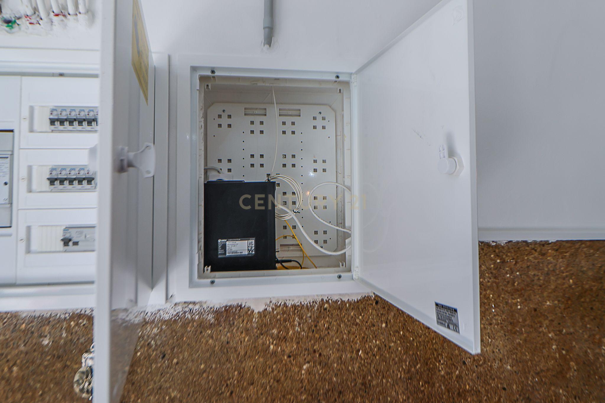 Loja na Torre da Marinha - Image 11