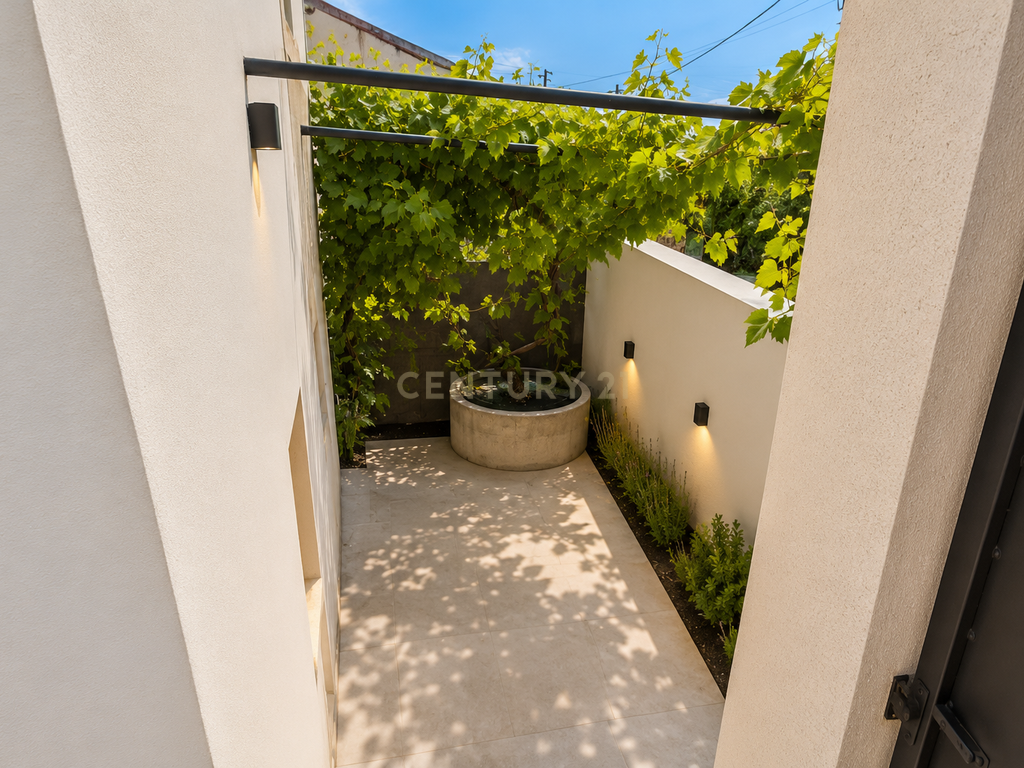 Moradia para recuperar com 250 m² em Vila Verde – Figueira da Foz - Image 7