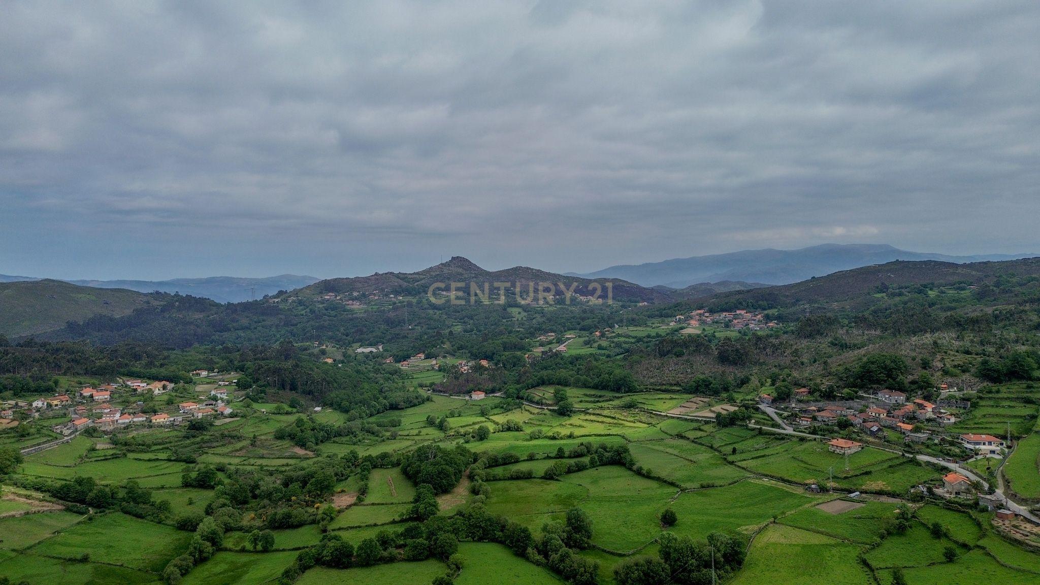 Moradia T4 à venda em Aboim da Nóbrega e Gondomar, Vila Verde — foto 28