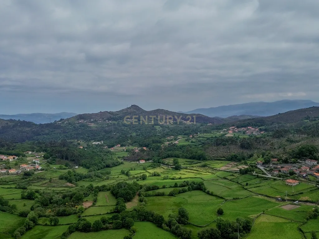 Moradia Renovada em Aboim da Nóbrega Gondomar e Vila Verde, Braga - Image 28