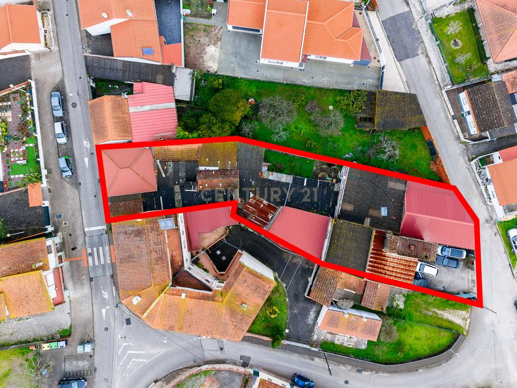 Venda de Moradia, Comércio e Oficina Automóvel na Marinha Grande - Image 29