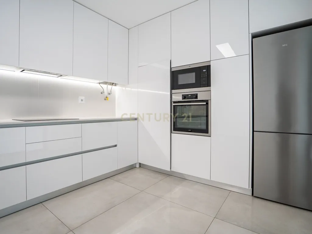Apartamento T4 Parque das Nações | Expo Norte - Image 17