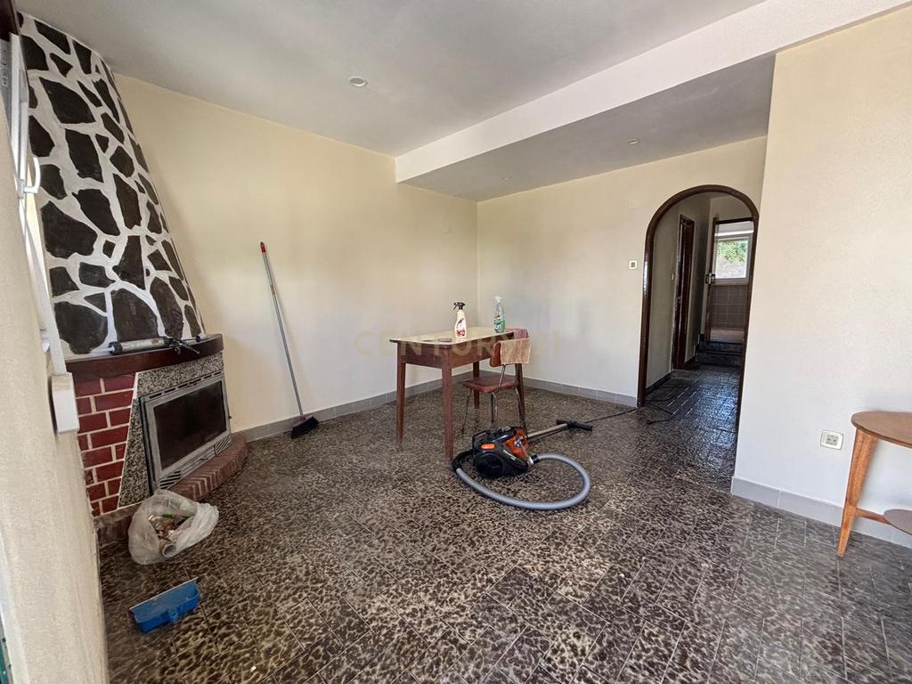 R/C de moradia renovada com Vista Campestre em Albergaria dos Doze, Pombal - ARRENDAMENTO - Image 3