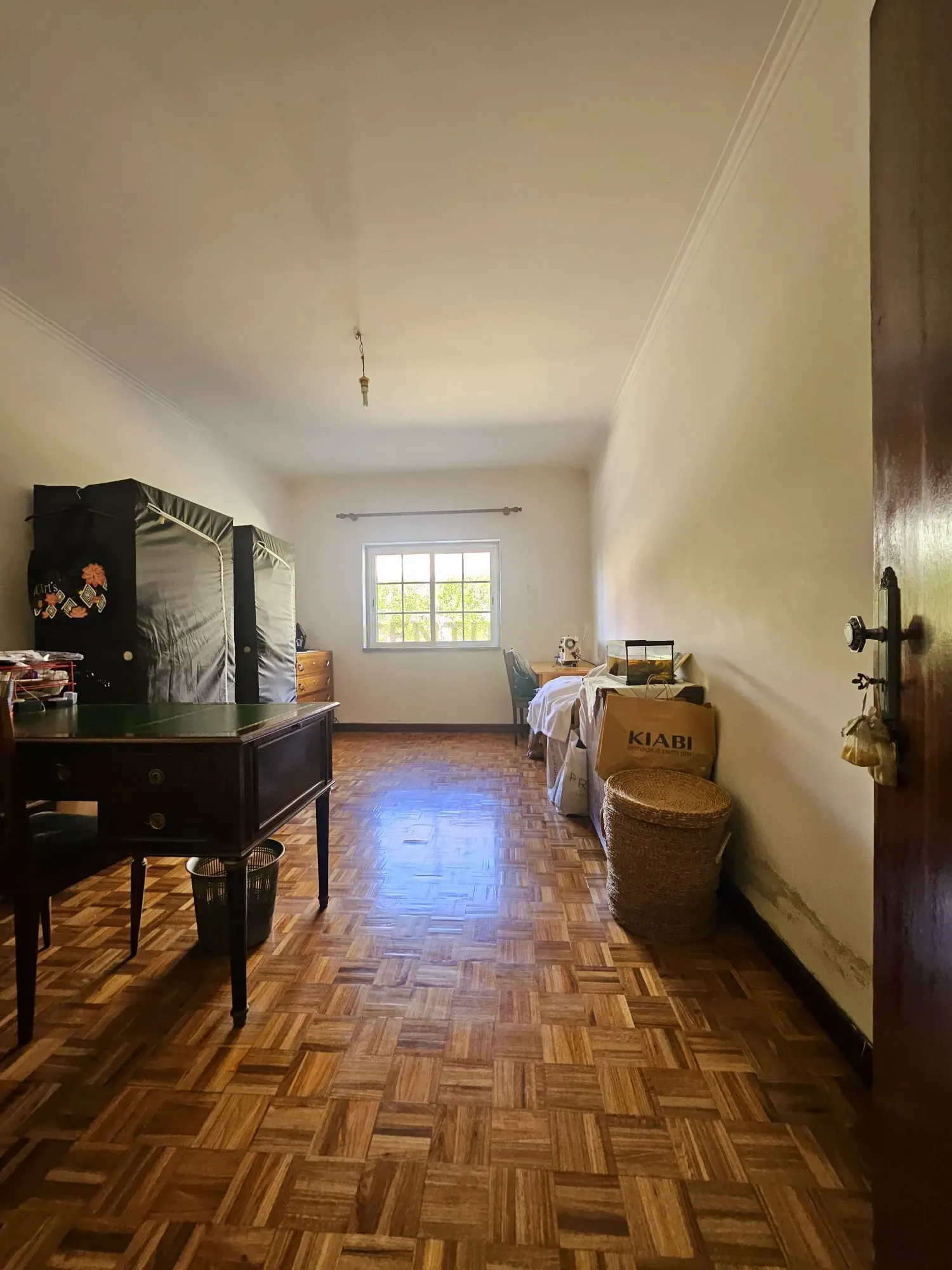 Moradia Unifamiliar T4 com Vista Desafogada e Grande Lote de Terreno na Quinta da Condessa - Image 23