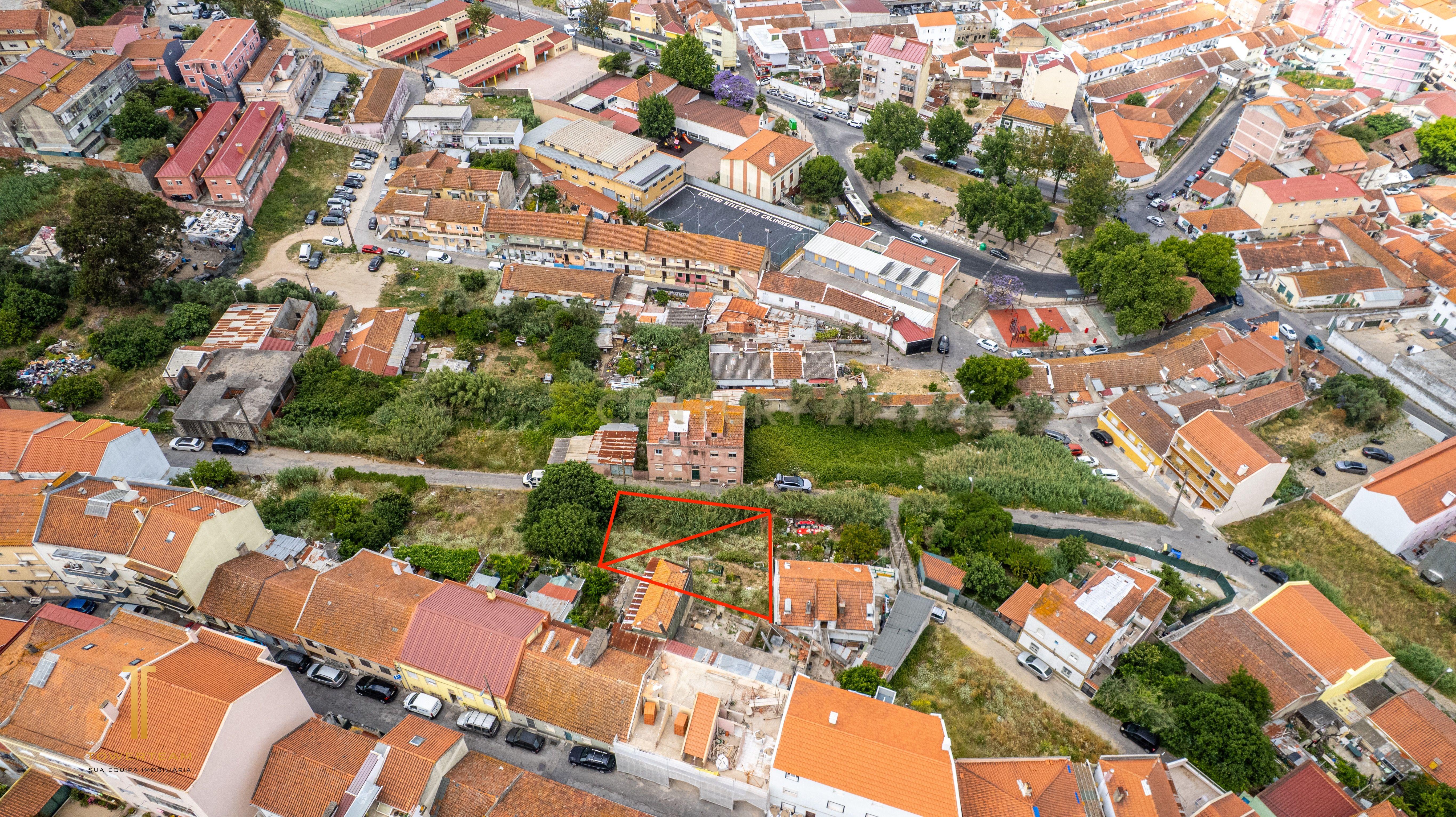 Fotografia 6 de Terreno urbano para venda – 291 m² | Rua Particular à Quinta do Reguengo, Lisboa