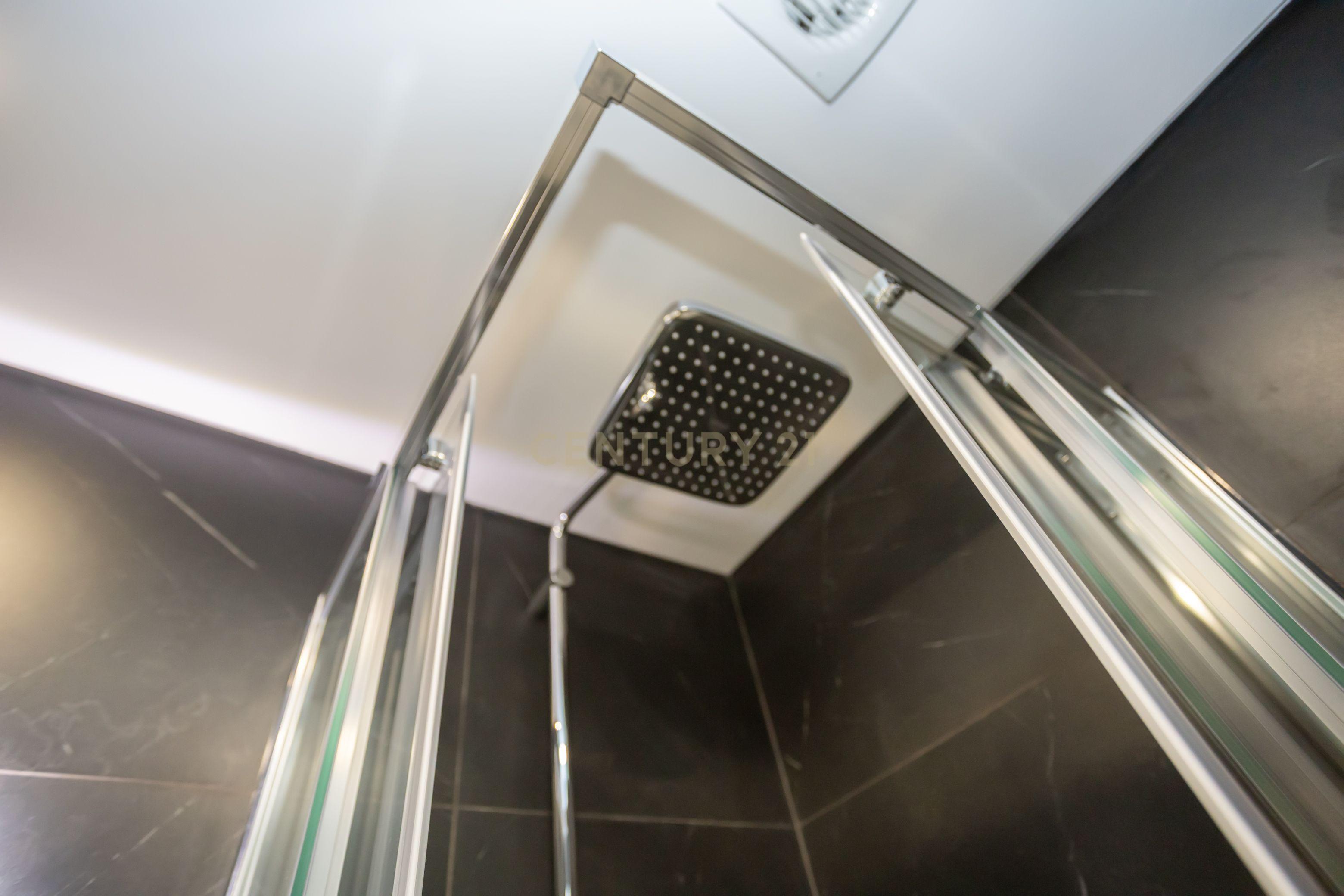 Apartamento T3 Remodelado | Bairro Novo | Seixal - Image 9