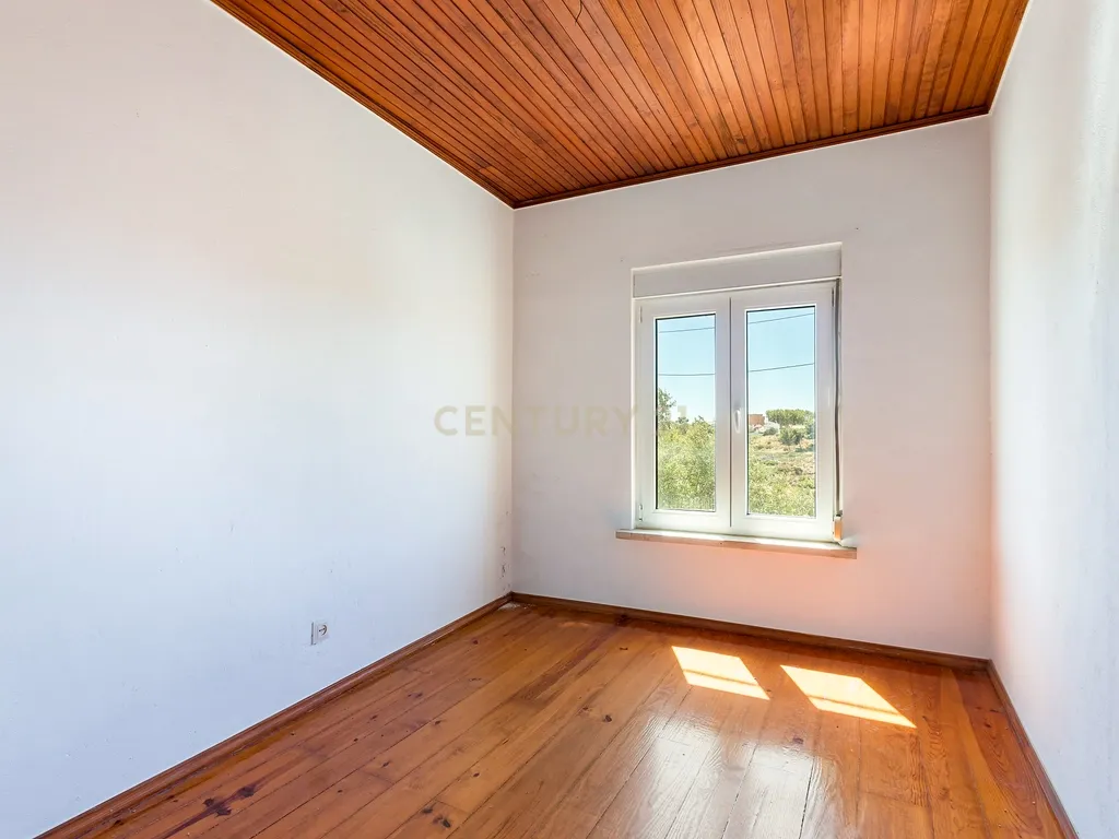 Duas Moradias em Alvide, Cascais - Image 9