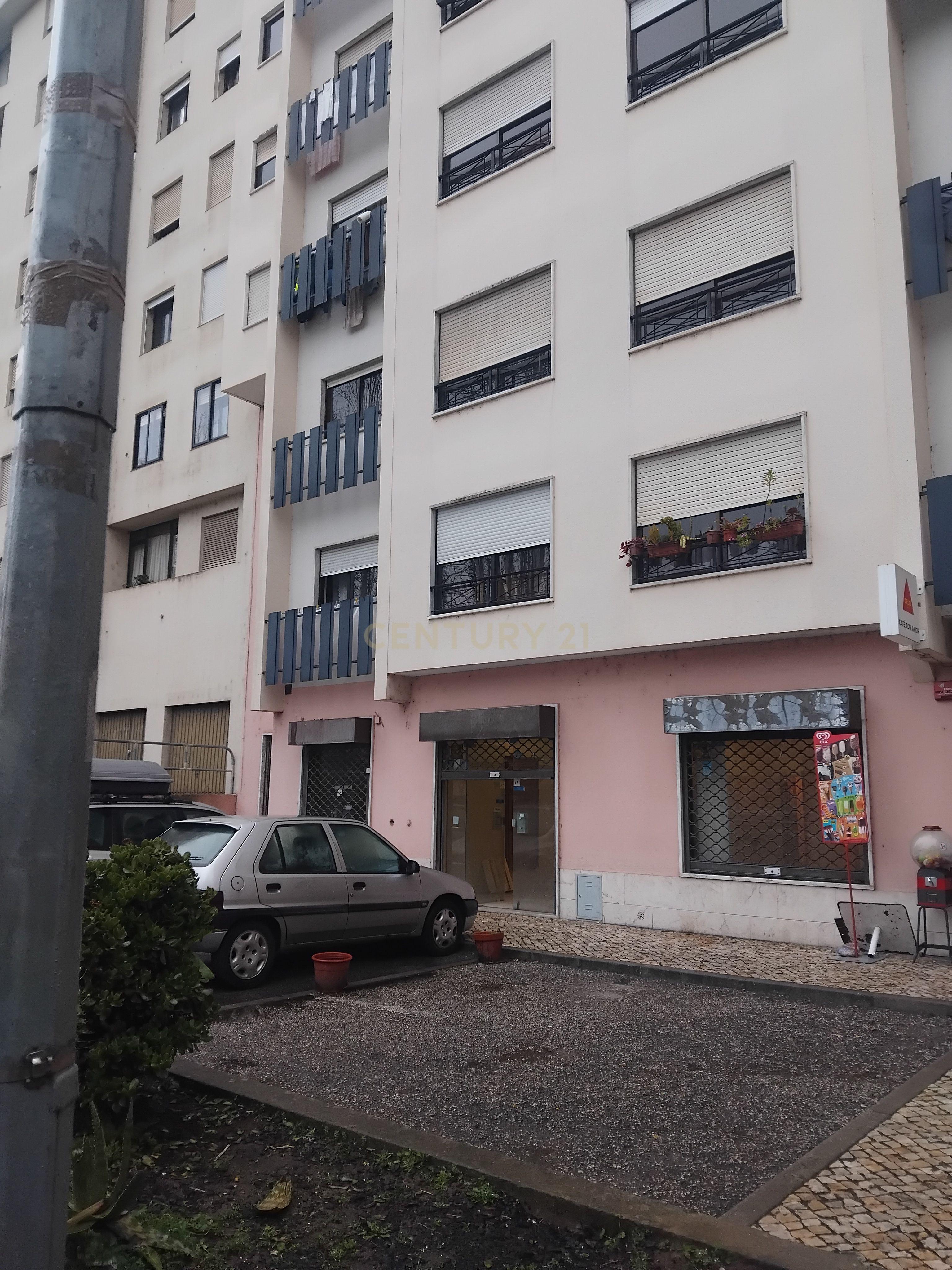 Loja com 69.05 m² | Espaço comercial | Monte Abraão, Queluz - Image 11