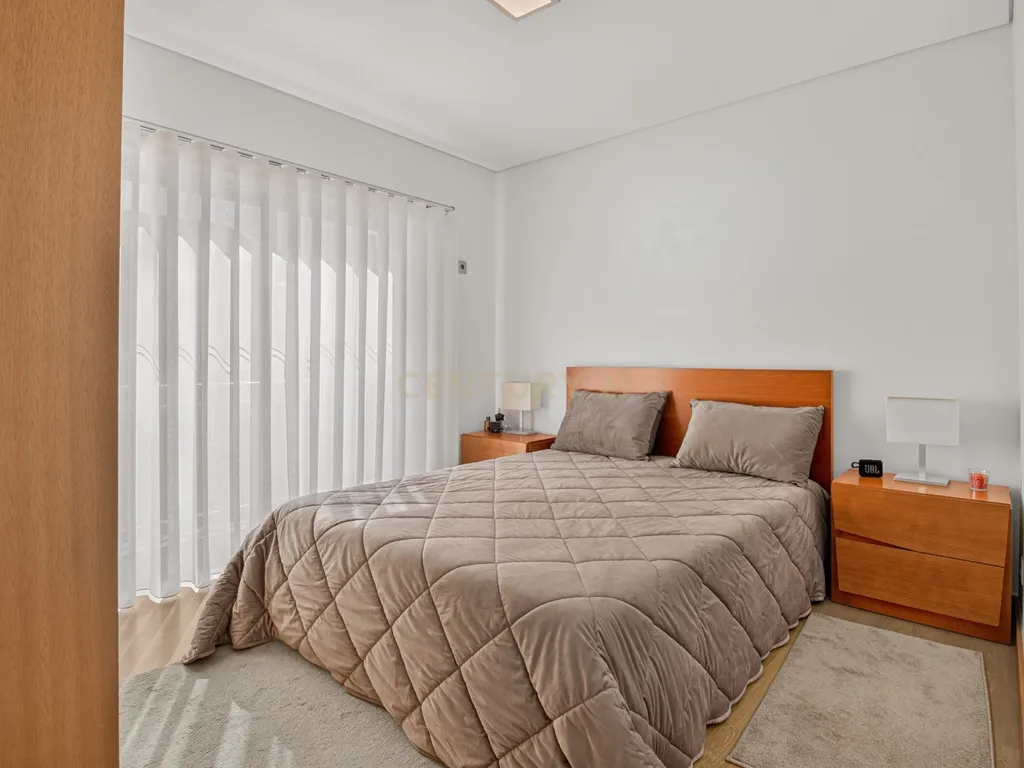 Apartamento T2 Braga - Image 12