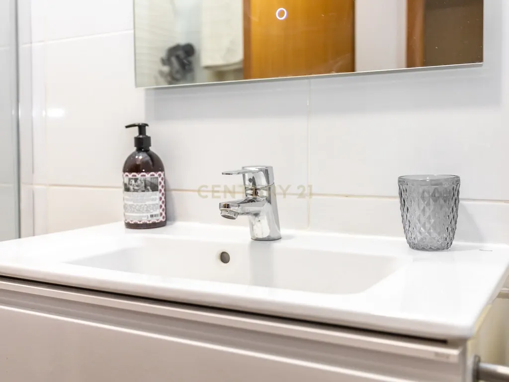 Apartamento T3 com elevador em Palmela - Image 30
