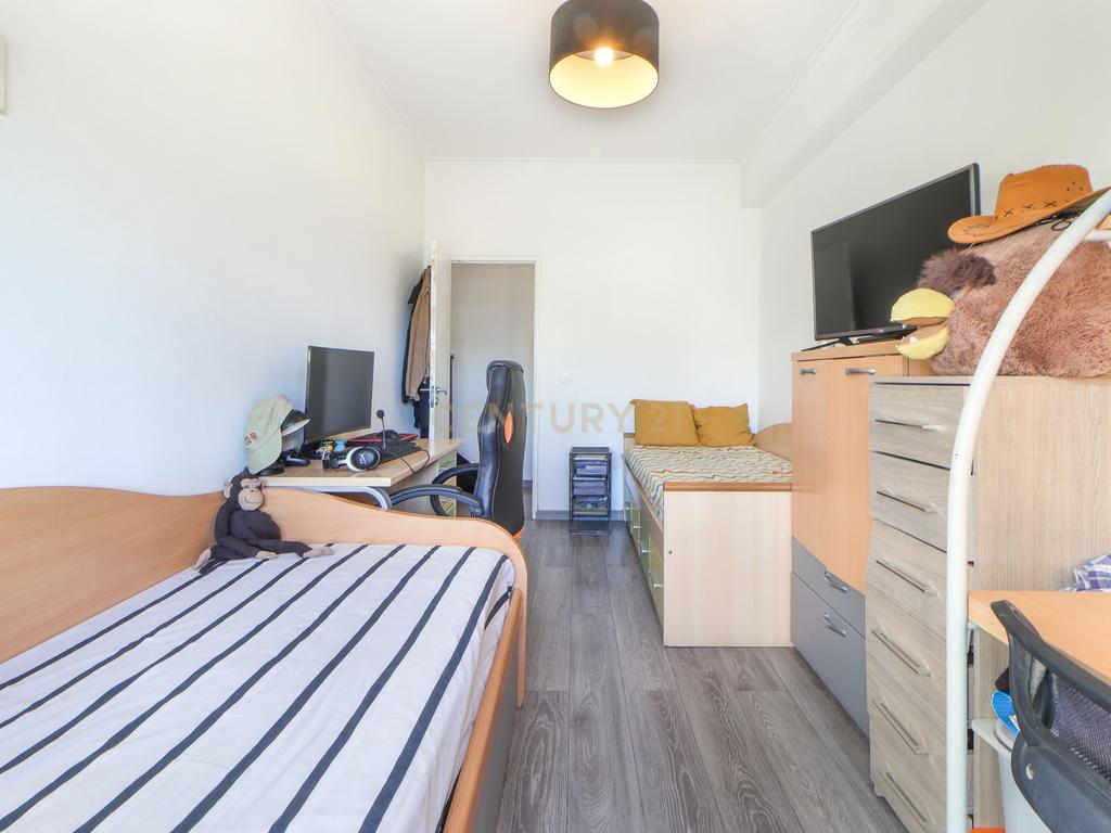 Apartamento T2 em zona central inserido em prédio com 2 elevadores | Praceta da Meia Laranja, Setúbal - Image 26
