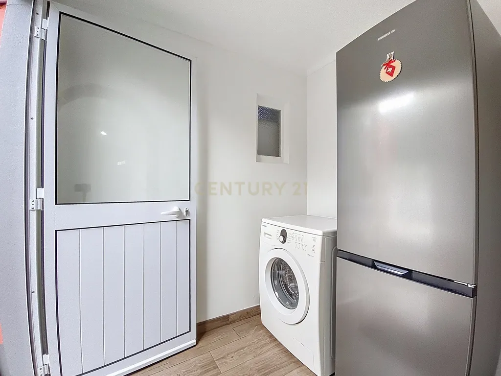 Encantadora Moradia T2 com Jardim em Ponta Delgada - Image 9