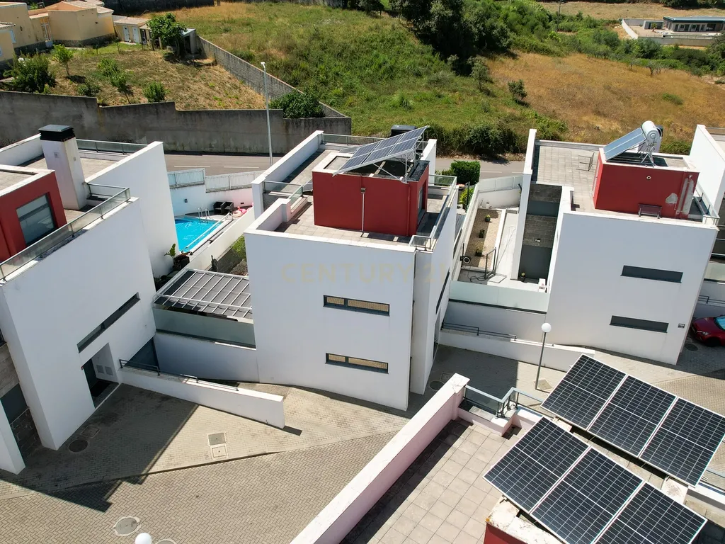 ** Moderna Moradia T4 c/ piscina e rooftop no condomínio privado "Villas do Campo" - Venda do Pinheiro ** - Image 84