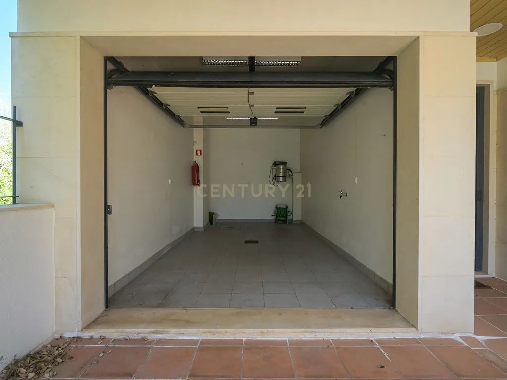Moradia em Banda T4 no Empreendimento Oeiras Golfe Residence - Image 48