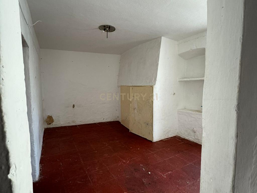 Casa para Recuperar em Campo Maior  - Image 13