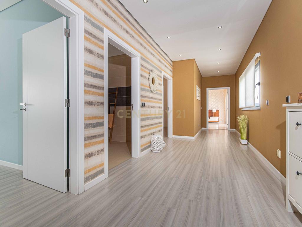 Moradia Térrea T4 no Montijo — Isolada, Moderna e com Piscina - Image 21